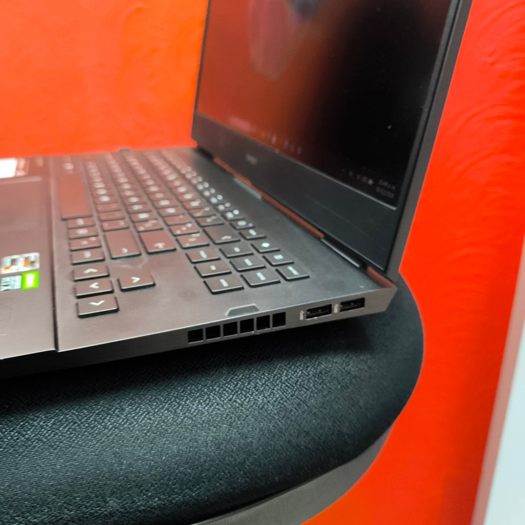 LAPTOP HP OMEN 16-C0502LA (2023) 512 GB SSD 8 GB RAM (SEMINUEVO)