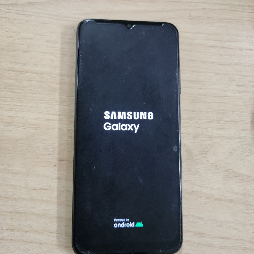 CELULAR OTRAS MARCAS OTROS MODELOS 128 GB 4 GB RAM (SEMINUEVO)