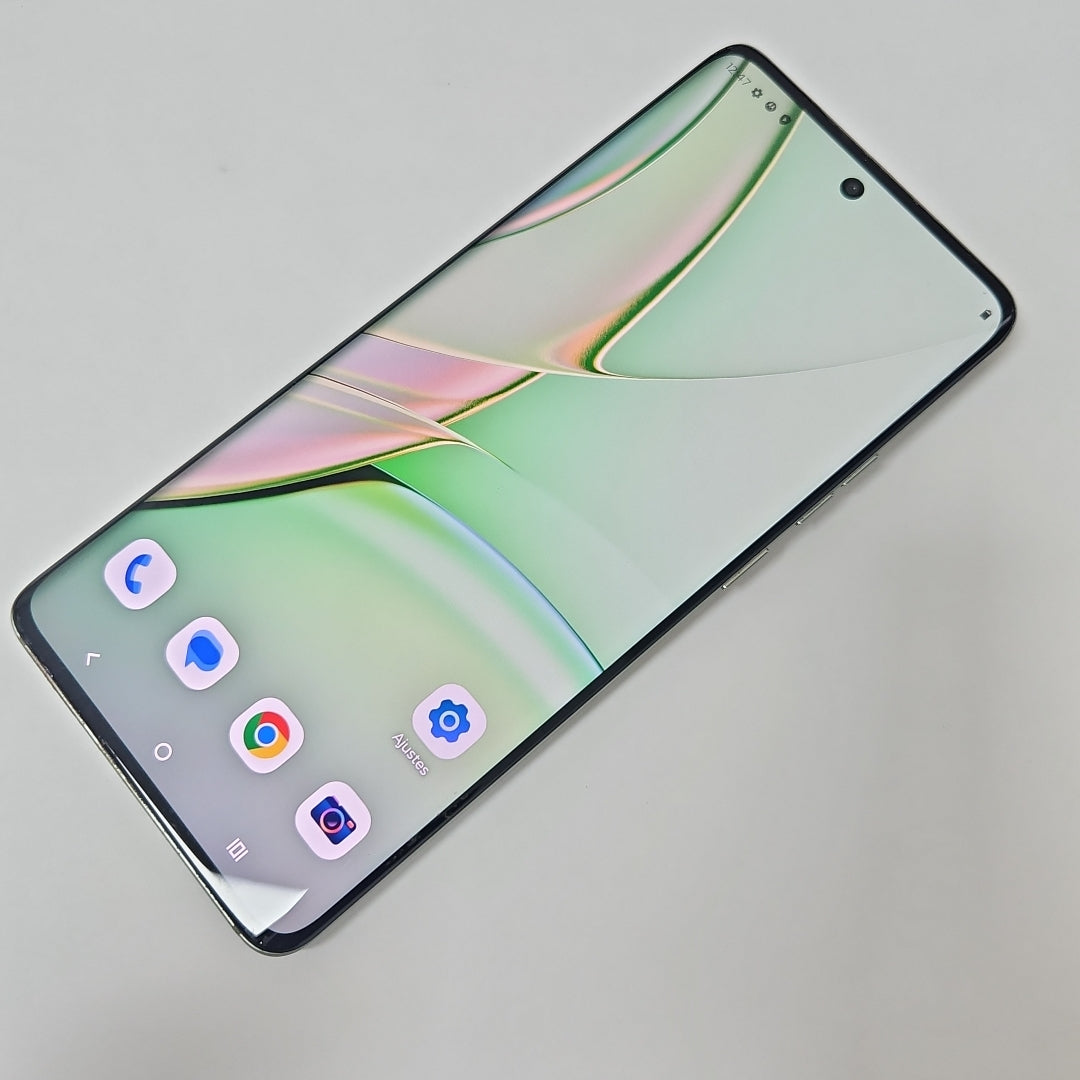 CELULAR MOTOROLA EDGE 40 XT2303-2 (2023) 256 GB 8 GB RAM (SEMINUEVO)