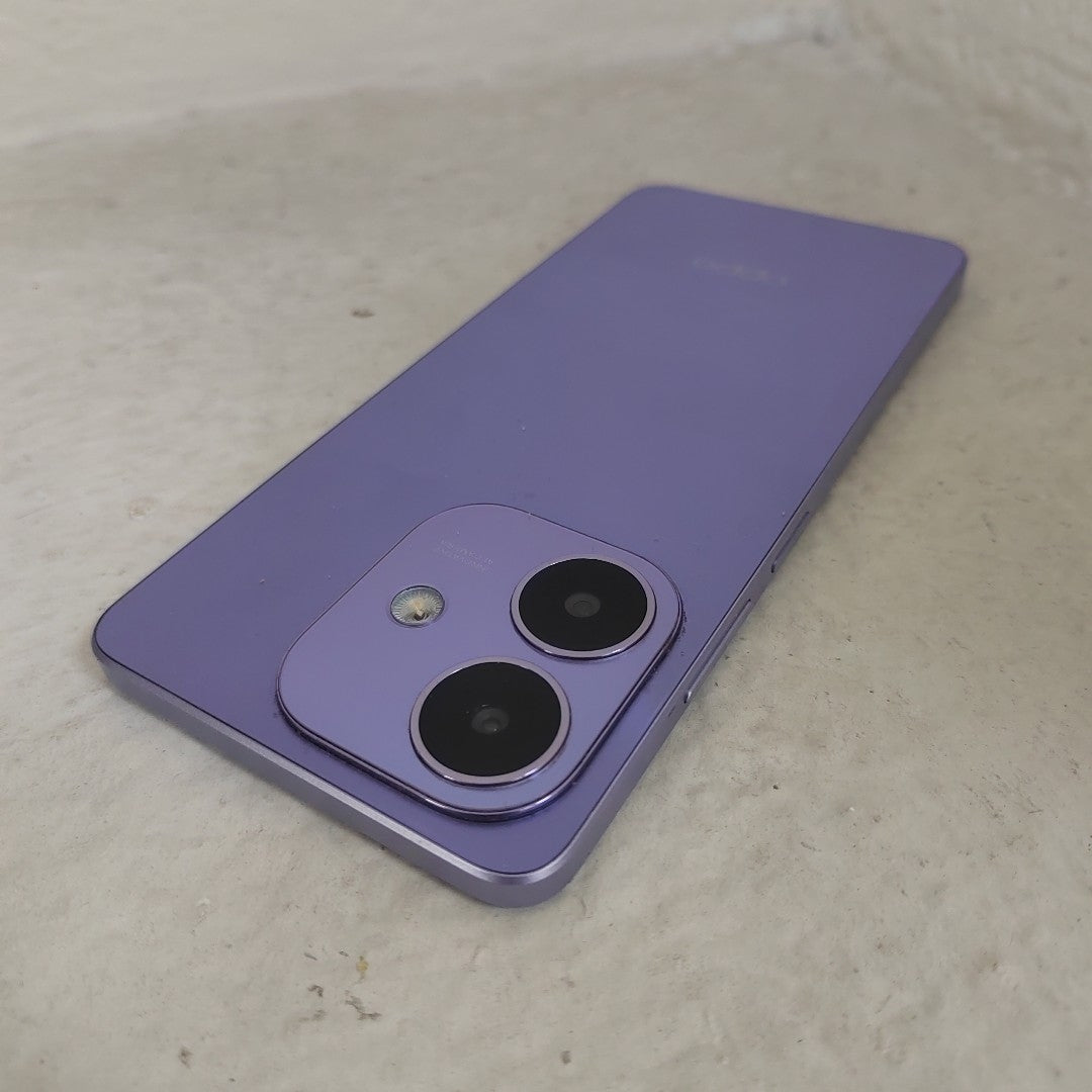 CELULAR OPPO  A40 CPH2669 (2024) 256 GB 4 GB RAM (SEMINUEVO)