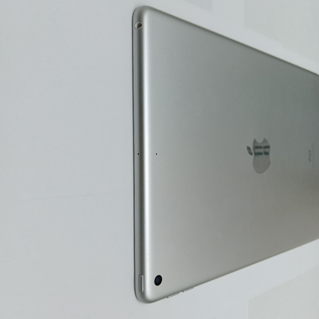 TABLETA APPLE IPAD 9 A2602 64 GB 3 GB RAM (SEMINUEVO)