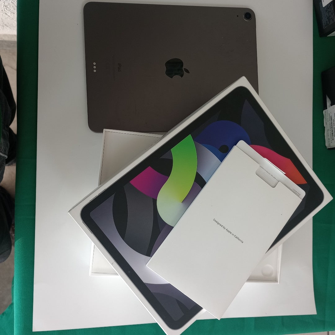 TABLETA APPLE IPAD AIR 4 A2316 256 GB 4 GB RAM (SEMINUEVO)