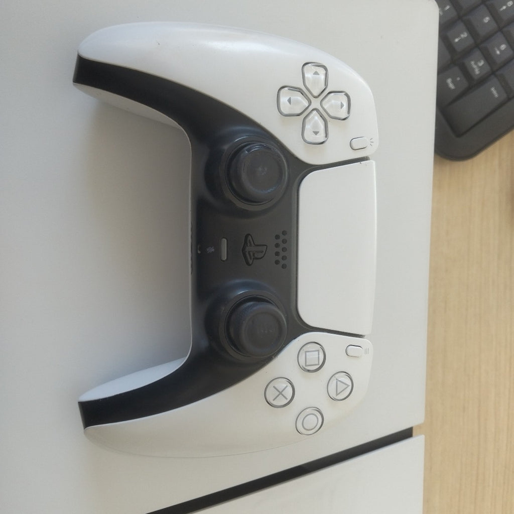 CONSOLA DE VIDEOJUEGO SONY PS5 SLIM 1 TB SSD (SEMINUEVO)