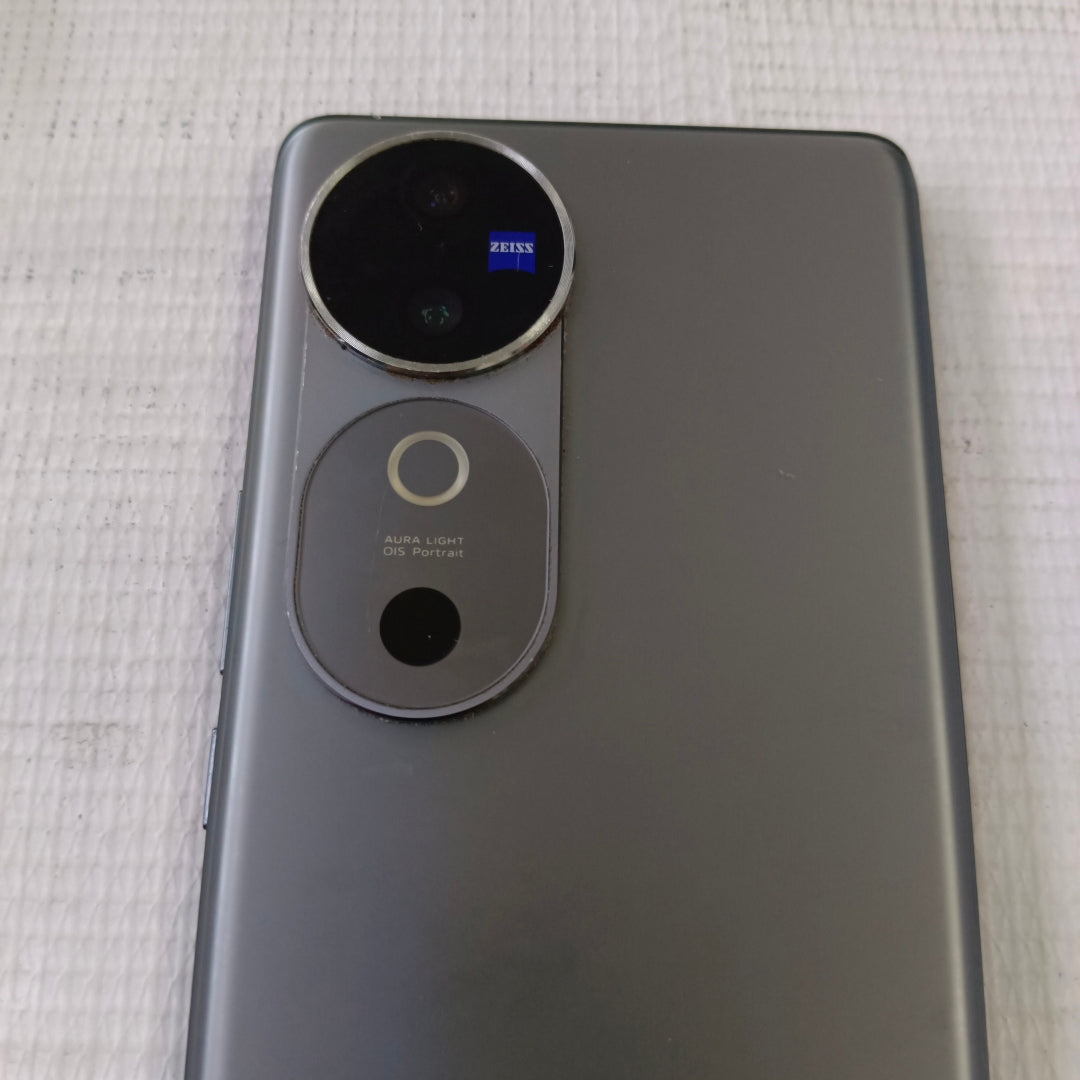 CELULAR VIVO V40 5G V2348 (2024) 512 GB 12 GB RAM (SEMINUEVO)
