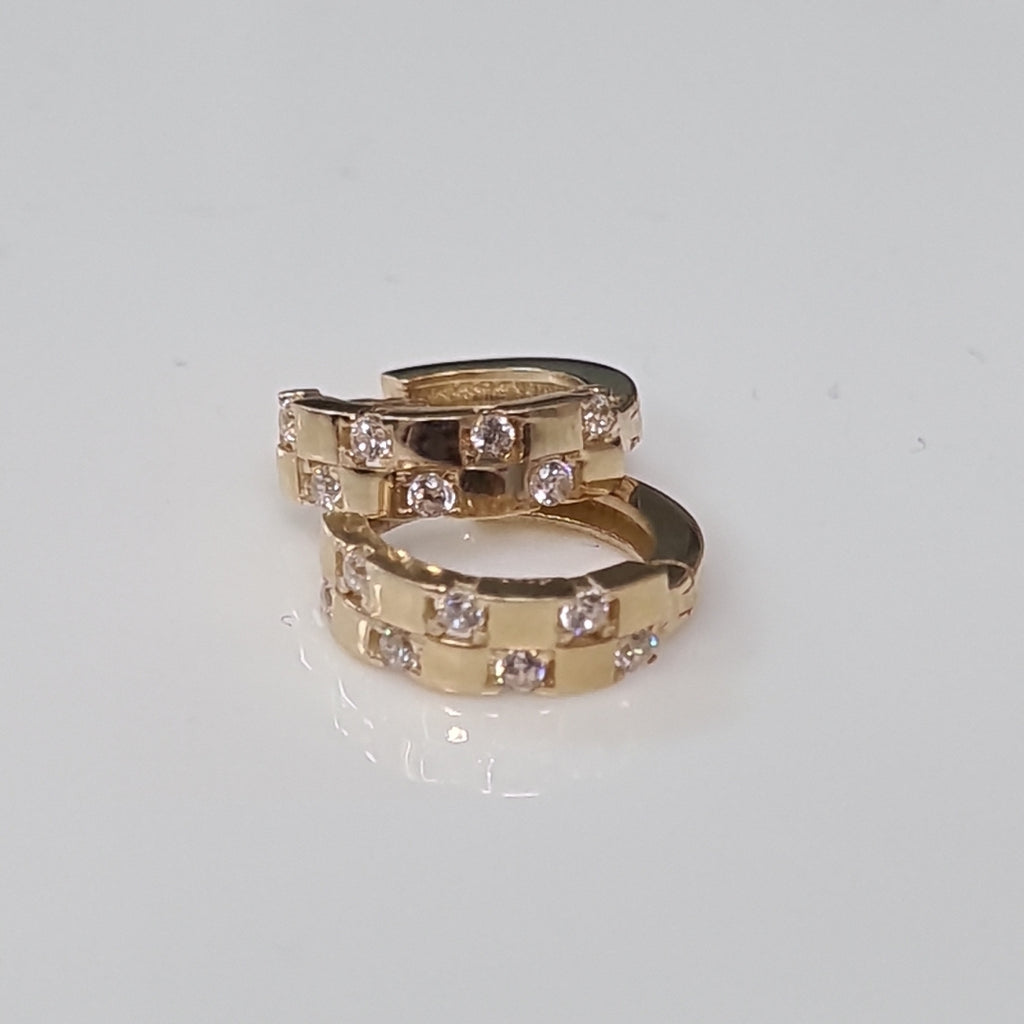 HUGGIES ORO 14K 1.9 (NUEVO)