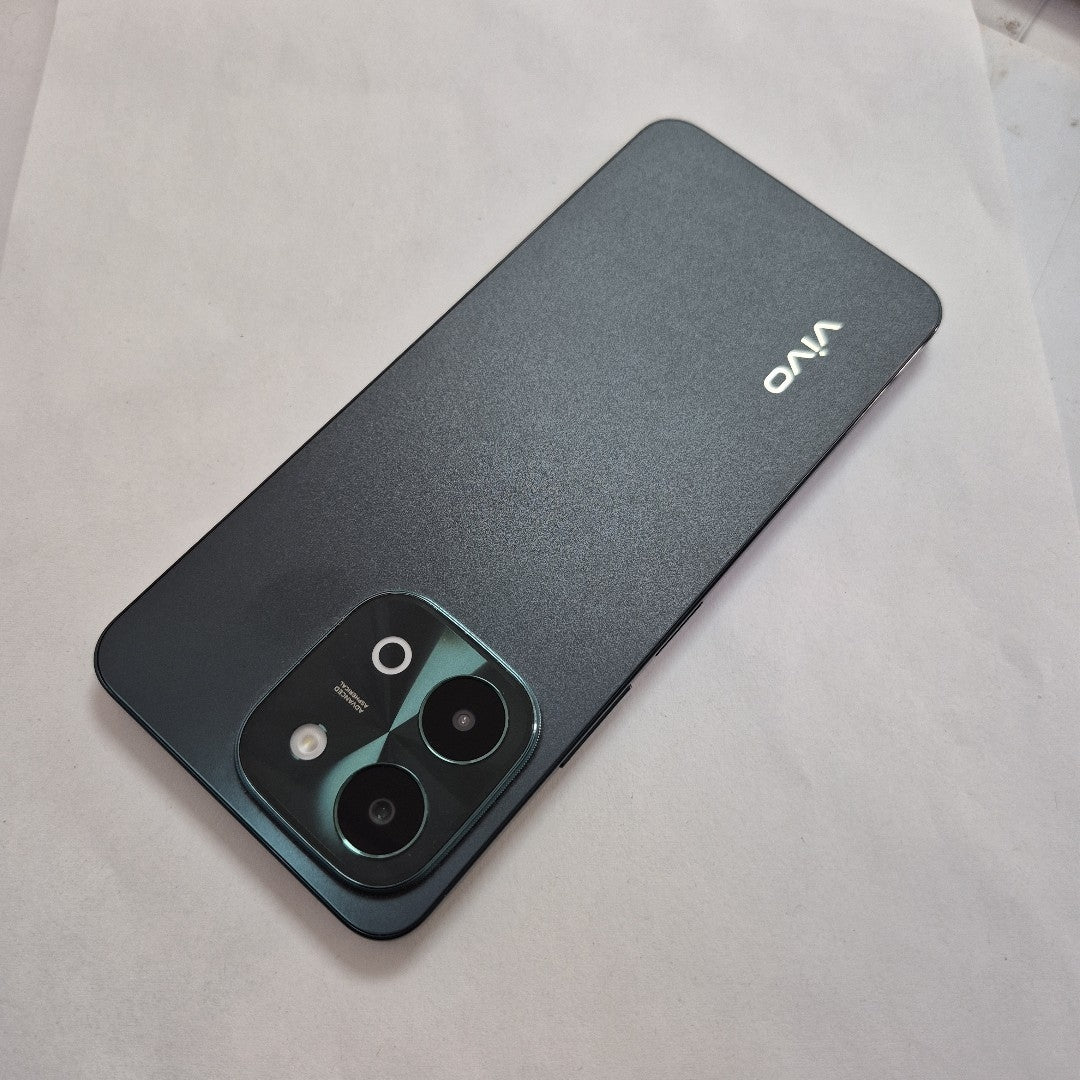 CELULAR VIVO Y28 V2352 256 GB 8 GB RAM (SEMINUEVO)
