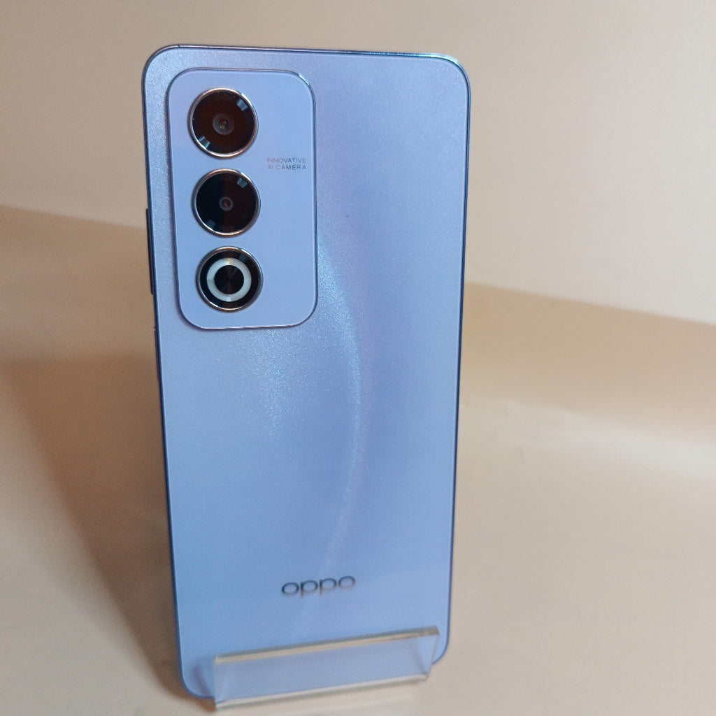 CELULAR OPPO  A80 5G CPH2639 (2024) 256 GB 8 GB RAM (SEMINUEVO)