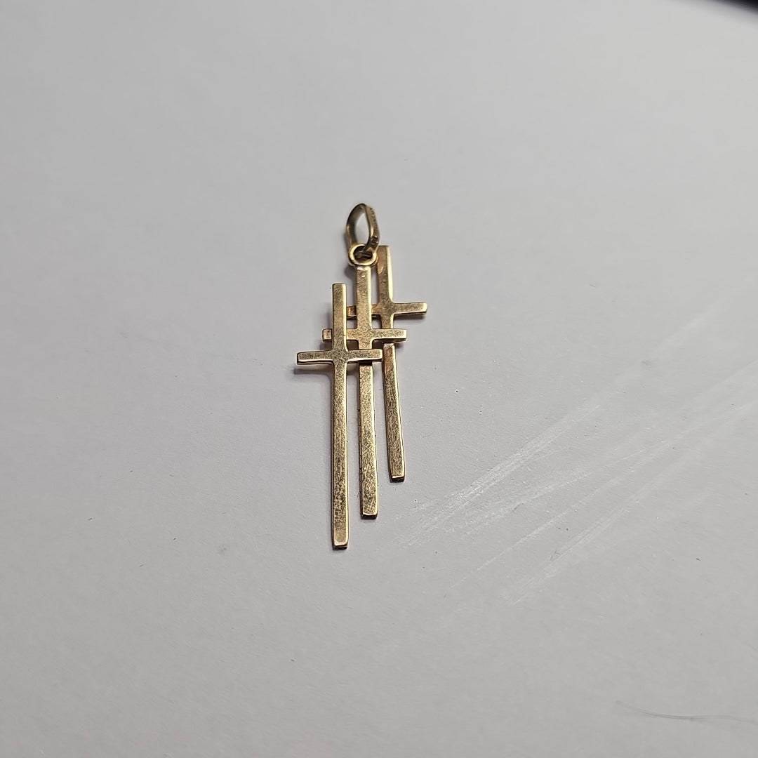 CRUZ, DIJE ORO 14 K 1.9 GRMS (SEMINUEVO)