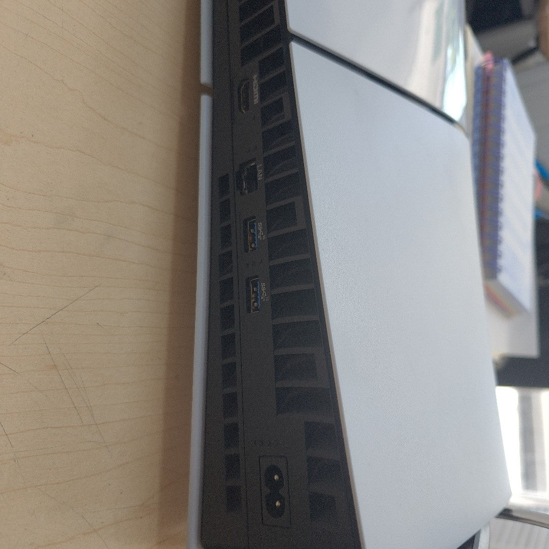 CONSOLA DE VIDEOJUEGO SONY PS5 825 SSD (SEMINUEVO)