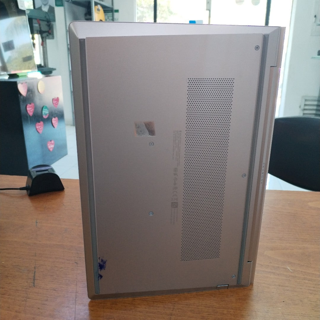 LAPTOP HP PROBOOK 440 G9 (2024) 512 GB SSD 16 GB RAM (SEMINUEVO)