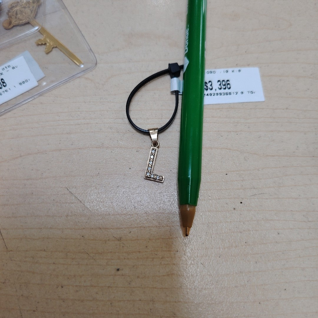 DIJE ORO 10 K 0.7 GRMS (SEMINUEVO)