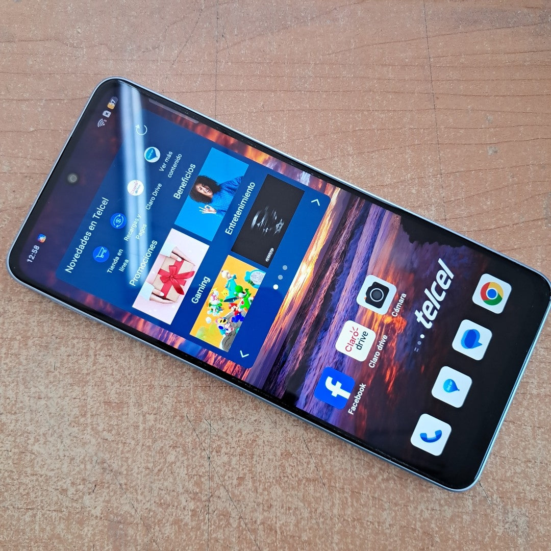 CELULAR OPPO  A5 PRO CPH2711 (2025) 256 GB 8 GB RAM (SEMINUEVO)