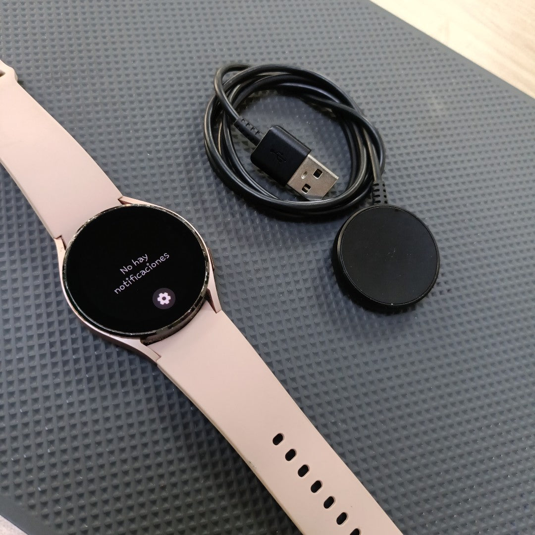 SMARTWATCH SAMSUNG GALAXY WATCH 4 SM-R860 40 MM GPS (SEMINUEVO)