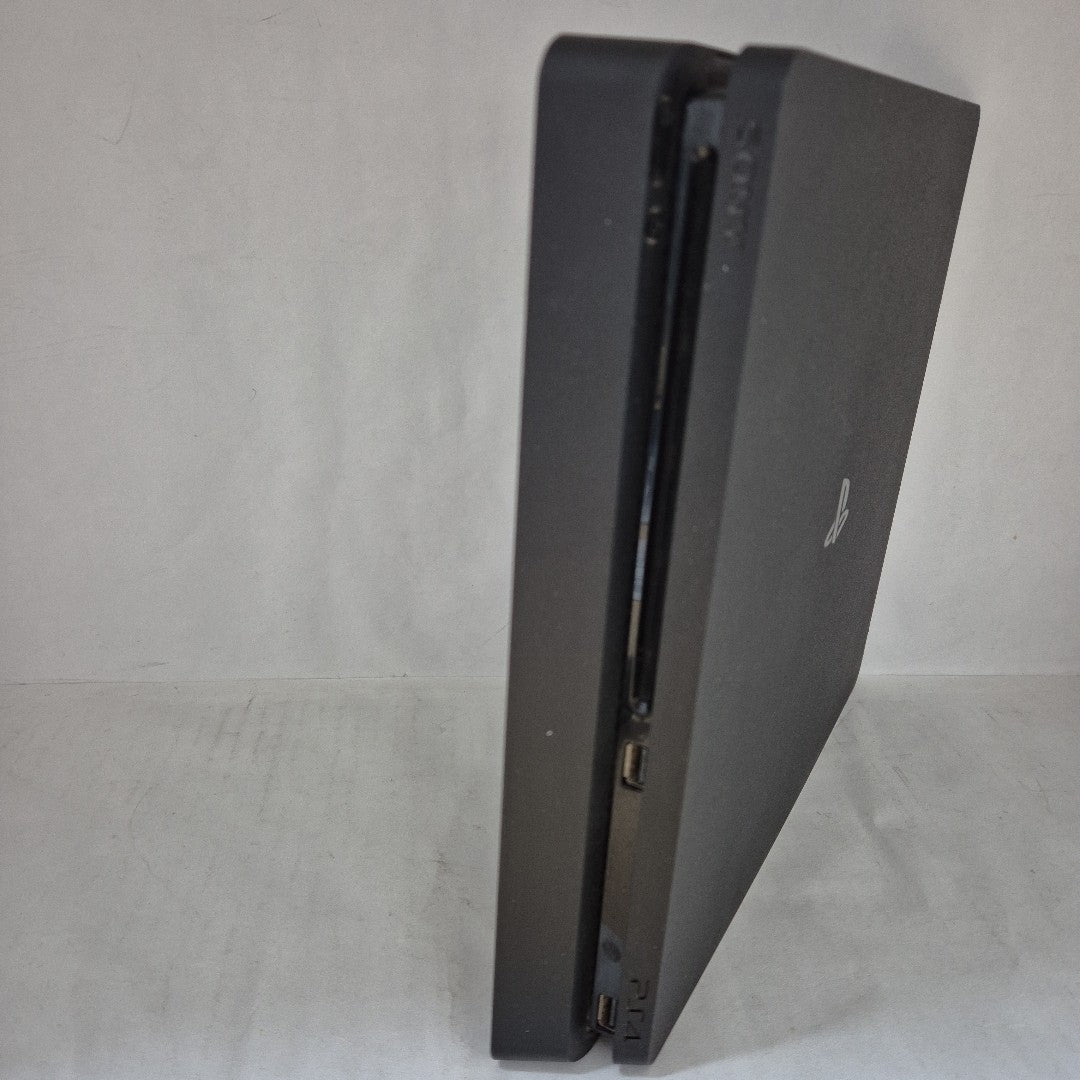CONSOLA DE VIDEOJUEGO SONY PS4 SLIM 1 TB (SEMINUEVO)