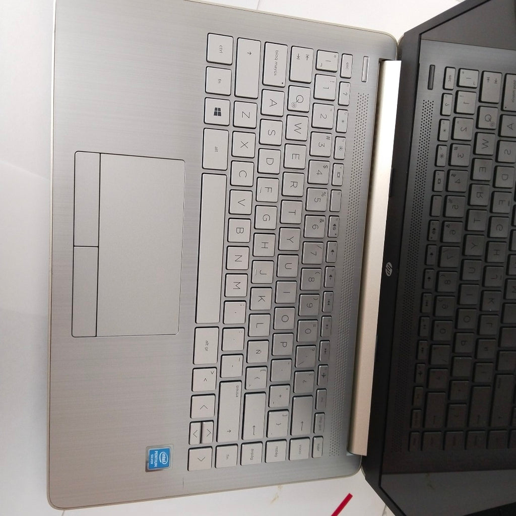 LAPTOP HP 14-CF2540LA (2022) 128 GB SSD 4 GB RAM (SEMINUEVO)