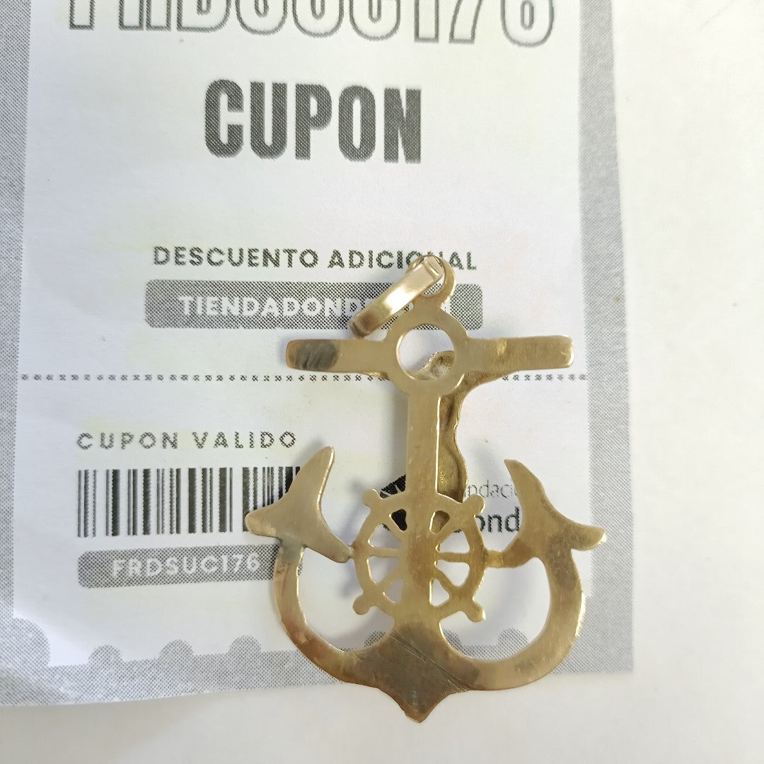 CRISTO EN ANCLA ORO 14 K 4.8 GRMS (SEMINUEVO)