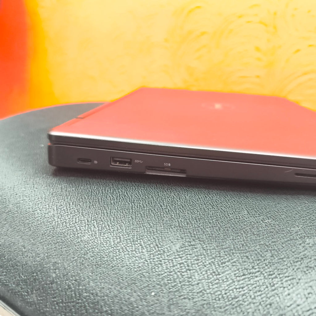 LAPTOP DELL LATITUDE 5480 (2017) 256 GB SSD 8 GB RAM