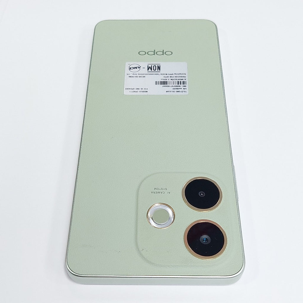CELULAR OPPO  A5 PRO CPH2711 (2025) 256 GB 8 GB RAM (SEMINUEVO)