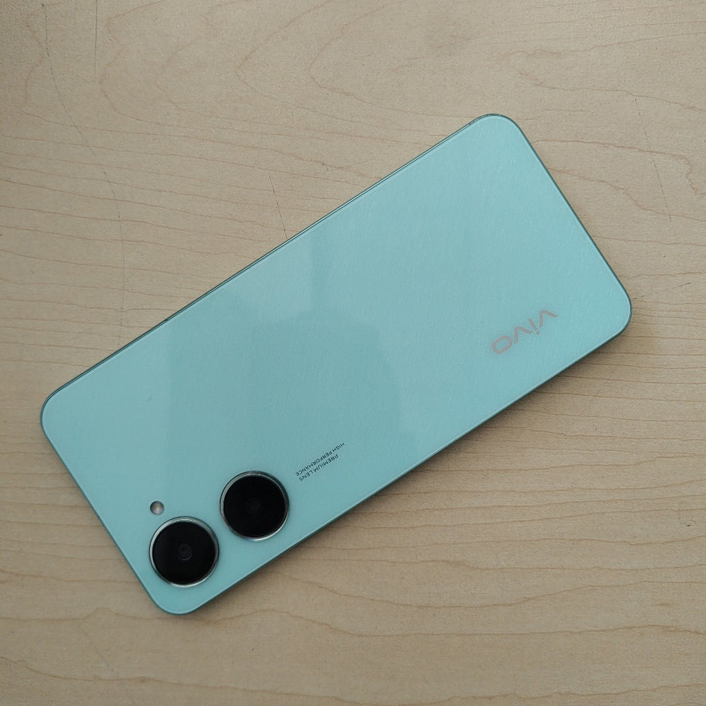 CELULAR VIVO Y03 V2332 (2024) 128 GB 4 GB RAM (SEMINUEVO)