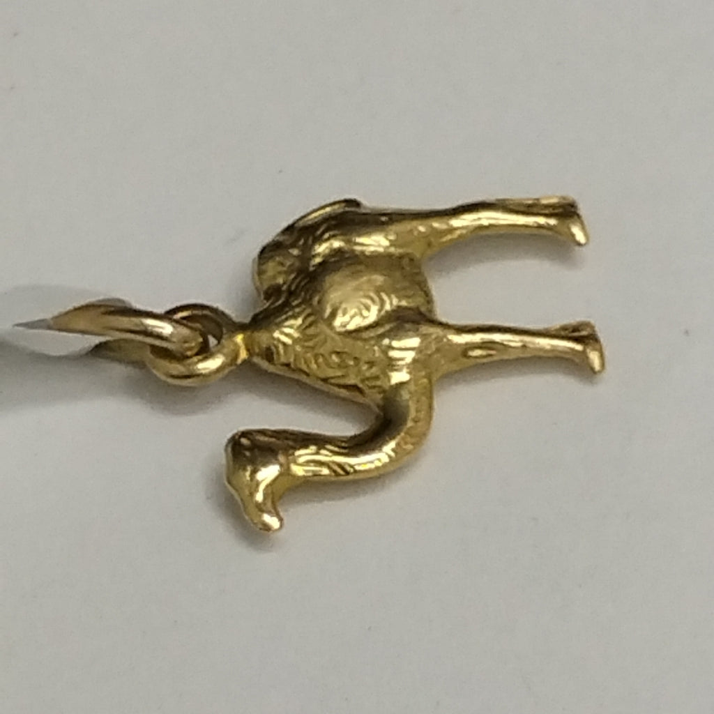 K1 1,50 GRMS 14 K ESPECIFICACIONES COMPLEMENTARIAS DIJE MOTIVO CAMELLO (SEMINUEVO)