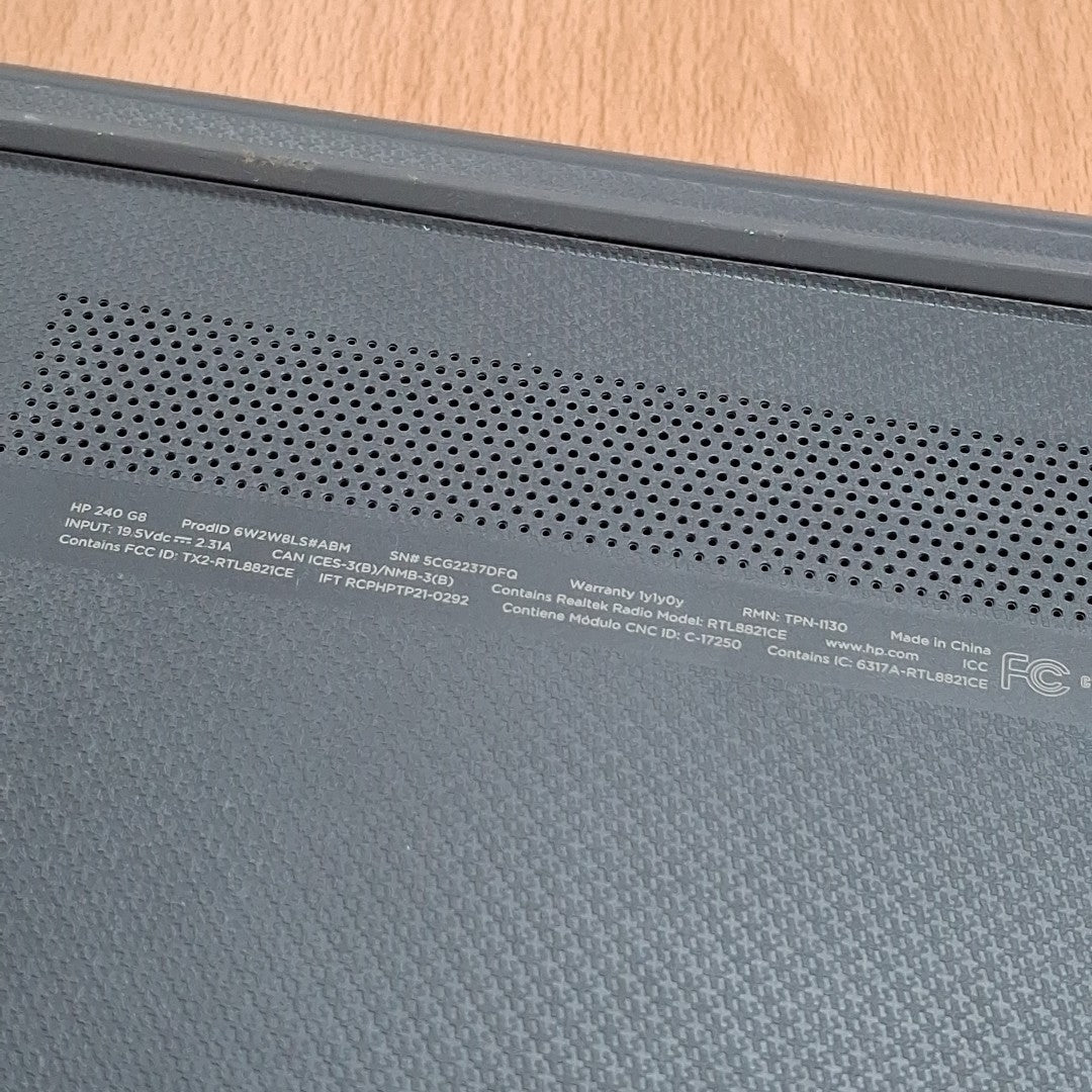 LAPTOP HP 240 G8 (2022) 500 GB  4 GB RAM (SEMINUEVO)