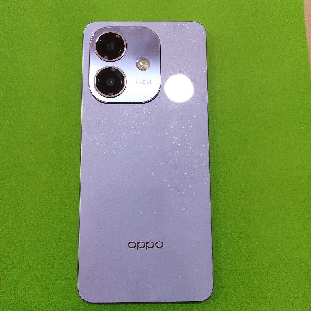 CELULAR OPPO  A40 CPH2669 (2024) 256 GB 4 GB RAM (SEMINUEVO)
