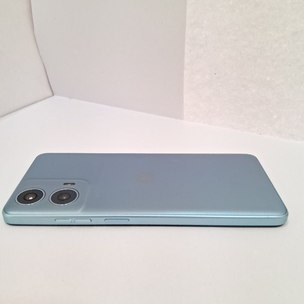 CELULAR MOTOROLA MOTO G24 POWER XT2425-1 (2024) 256 GB 8 GB RAM (SEMINUEVO)