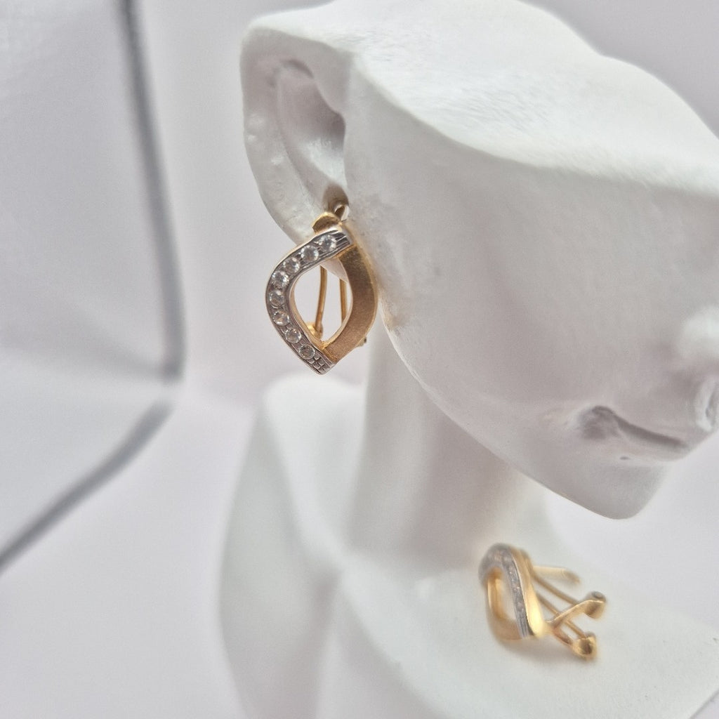 ARETES PAR ORO 10 K 2.7 GRMS (SEMINUEVO)