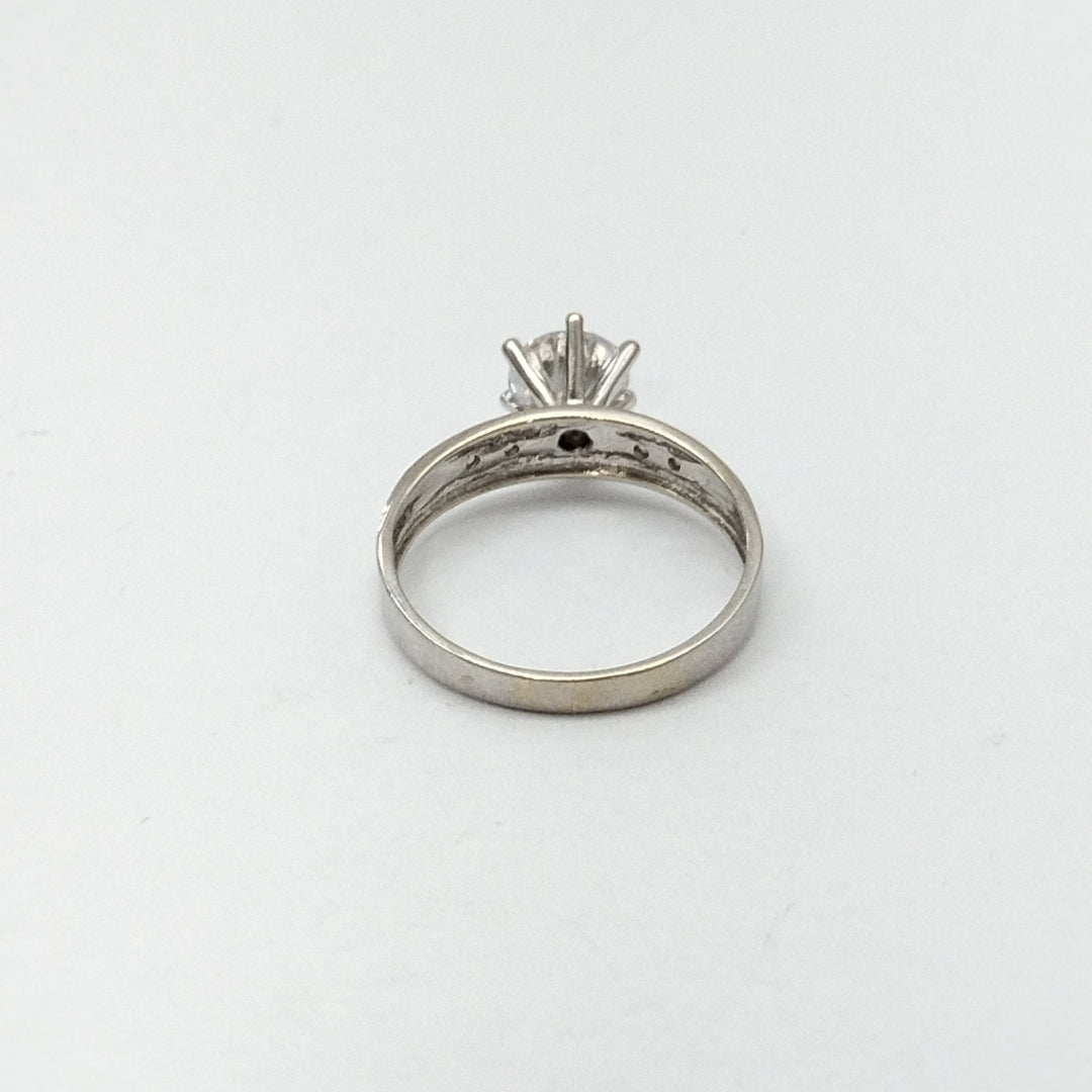 ANILLITO ORO BLANCO 14 K 2,80 GRMS (SEMINUEVO)