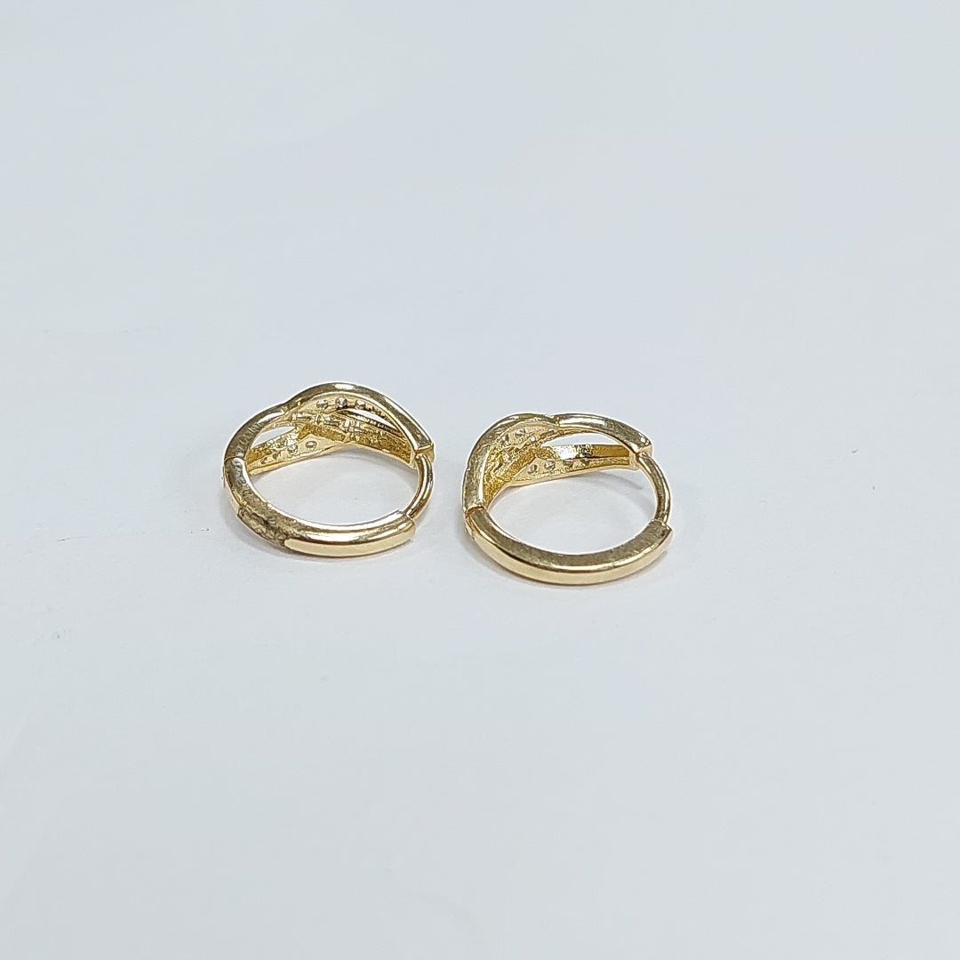 HUGGIES ORO 14K 1.8 (NUEVO)