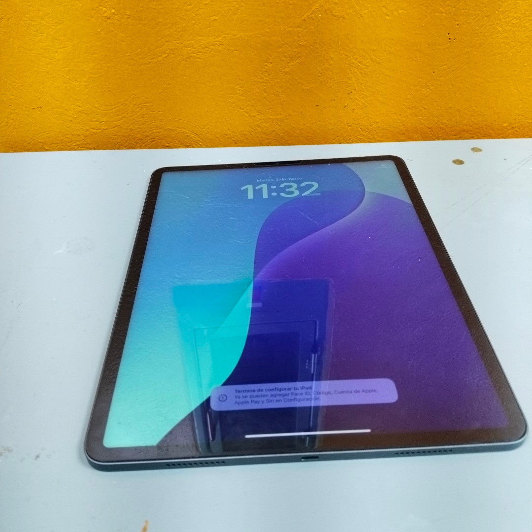 TABLETA APPLE IPAD PRO 5 12.9" A2378 256 GB 8 GB RAM (SEMINUEVO)