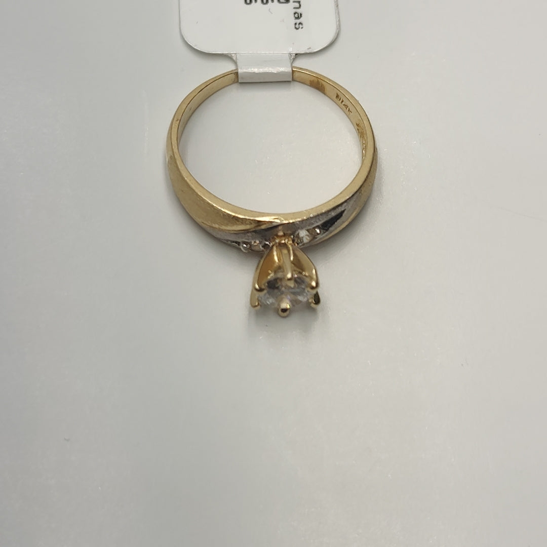 SOLITARIO ORO 14 K 2,60 GRMS (SEMINUEVO)