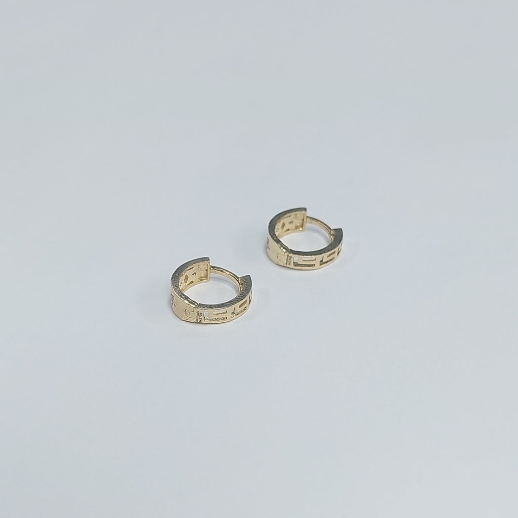 HUGGIES ORO 14K 2.6 (NUEVO)