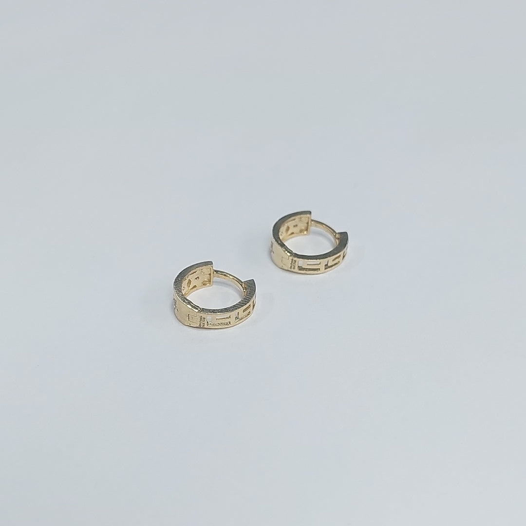 HUGGIES ORO 14K 2.6 (NUEVO)