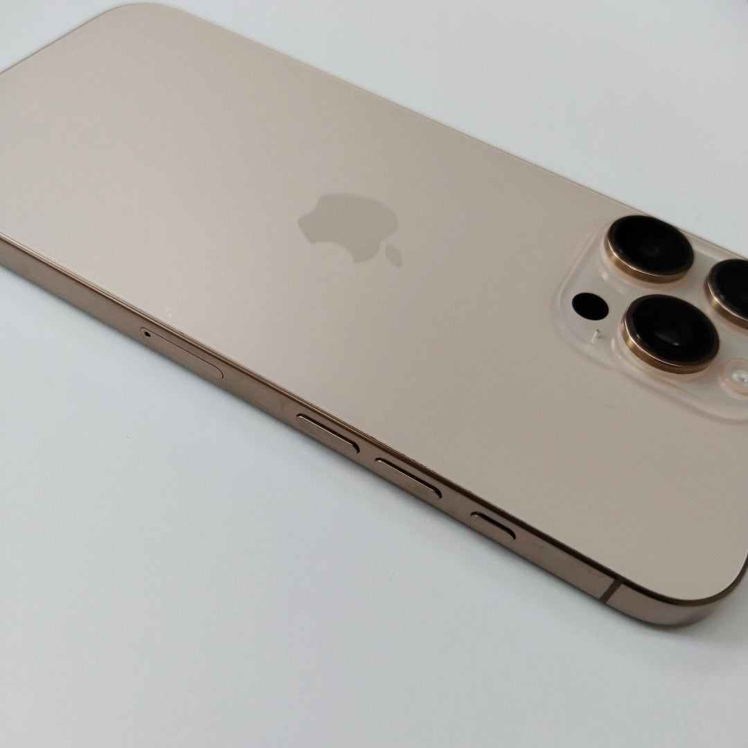 CELULAR APPLE IPHONE 16 PRO MAX A3295 (2024) 256 GB 8 GB RAM (SEMINUEVO)