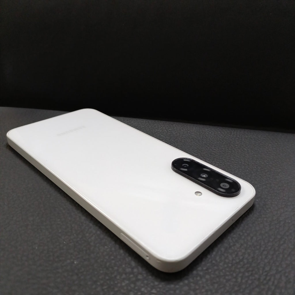 CELULAR SAMSUNG GALAXY A26 5G SM-A266M (2025) 128 GB 6 GB RAM (SEMINUEVO)