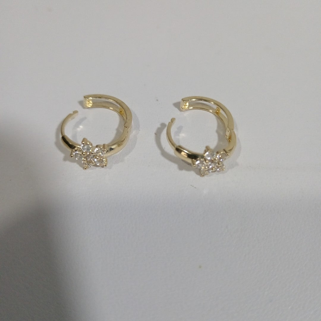 HUGGIES ORO 14K 2.1 (NUEVO)