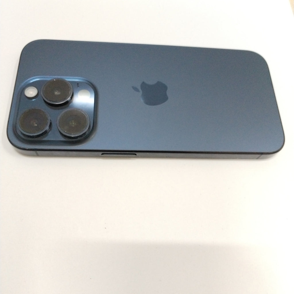 CELULAR APPLE IPHONE 15 PRO A3101 256 GB 8 GB RAM (SEMINUEVO)