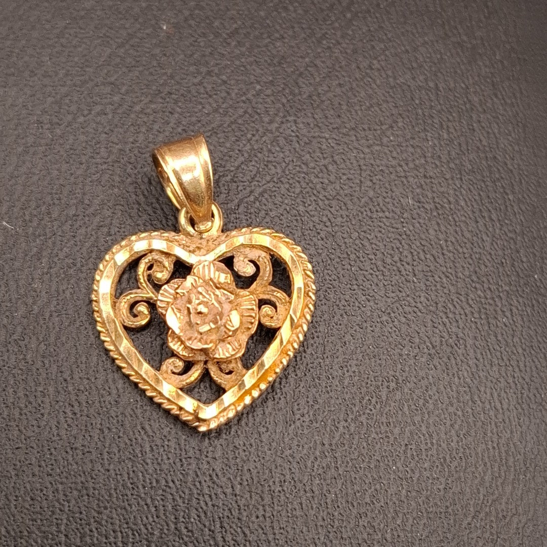 DIJE ORO 10 K 0,80 GRMS (SEMINUEVO)