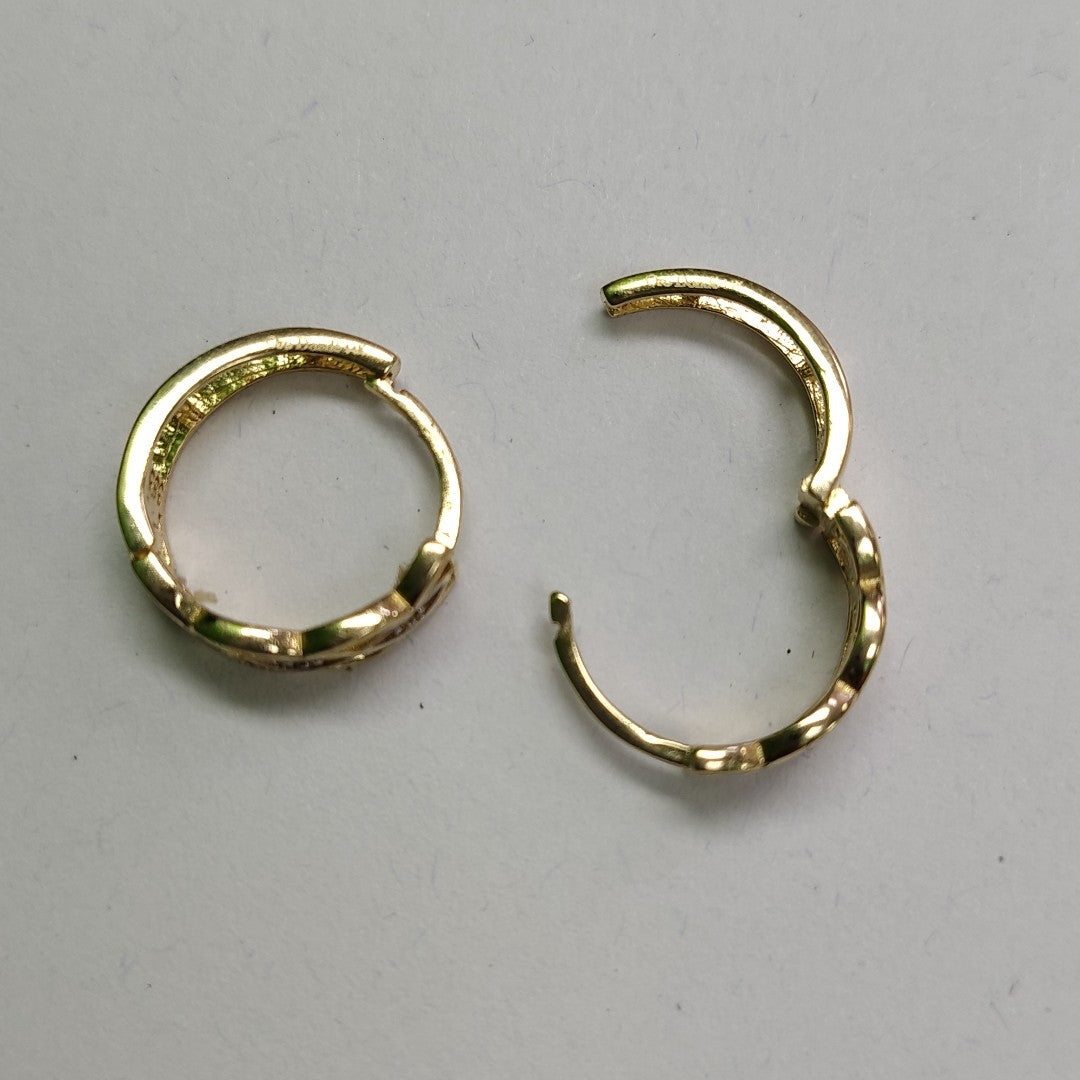 HUGGIES ORO 14K 2.1 (NUEVO)