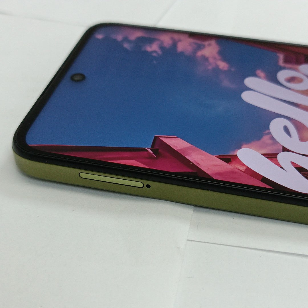 CELULAR MOTOROLA MOTO G15 XT2521-2 (2025) 256 GB 4 GB RAM (SEMINUEVO)