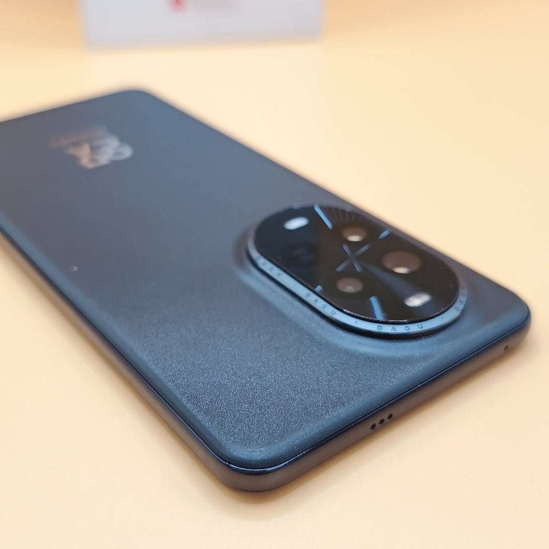 CELULAR HUAWEI NOVA 13 PRO MIS-LX9 (2024) 512 GB 12 GB RAM (SEMINUEVO)