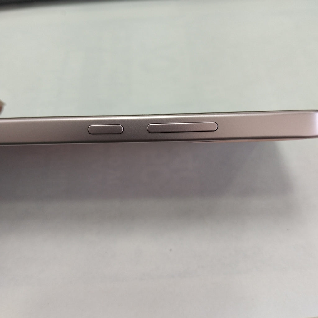 CELULAR OPPO  A6 PRO CPH2781 (2025) 256 GB 8 GB RAM (SEMINUEVO)