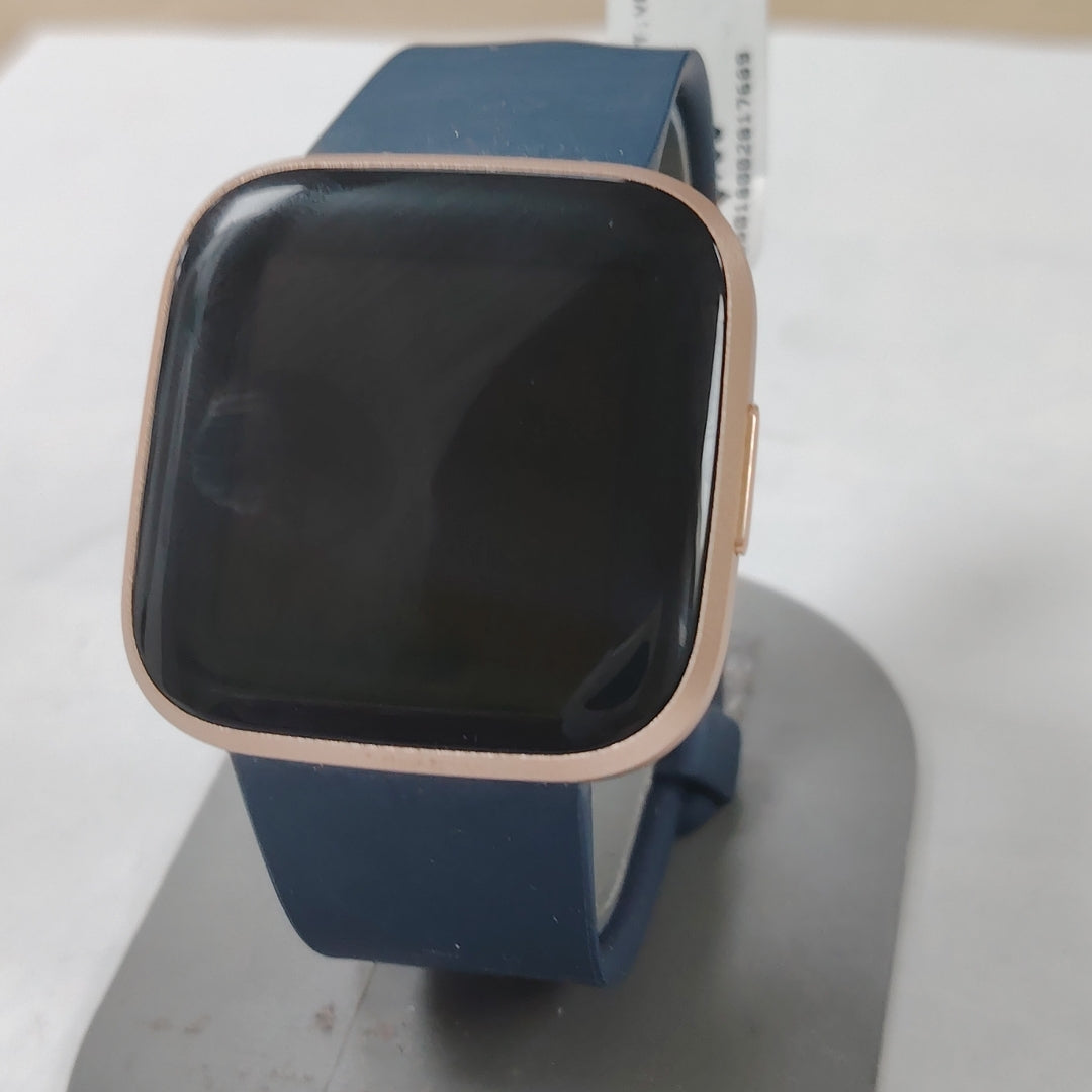 SMARTWATCH FITBIT VERSA 2 FB507 40 MM GPS (SEMINUEVO)