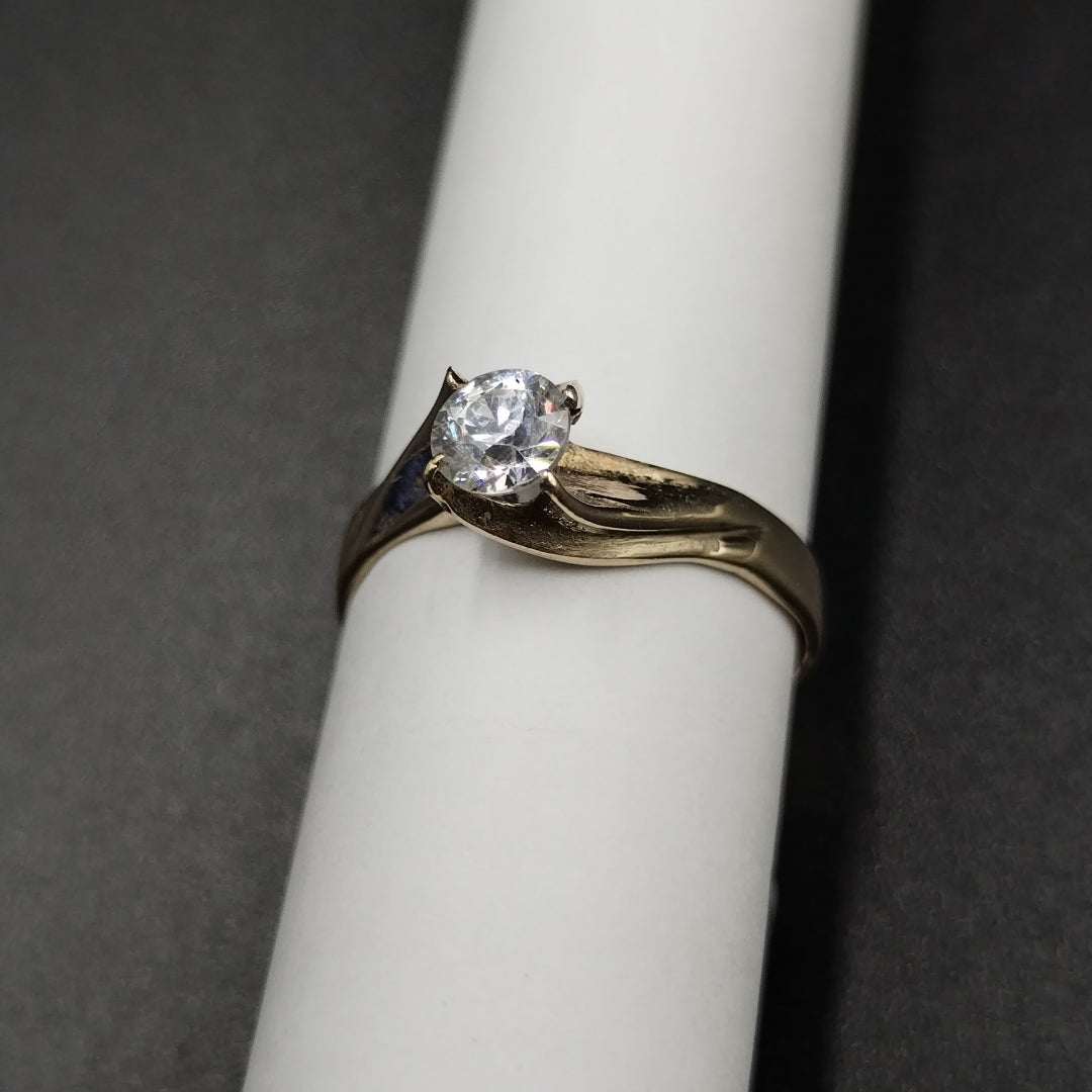 SOLITARIO ORO 8 K 2,70 GRMS (SEMINUEVO)