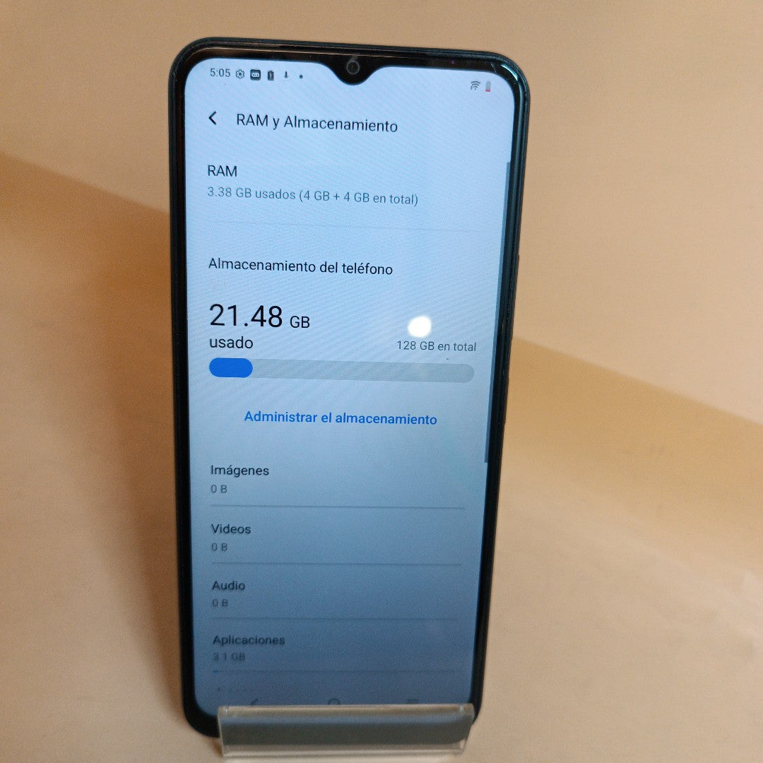 CELULAR VIVO Y03 V2332 (2024) 128 GB 4 GB RAM (SEMINUEVO)