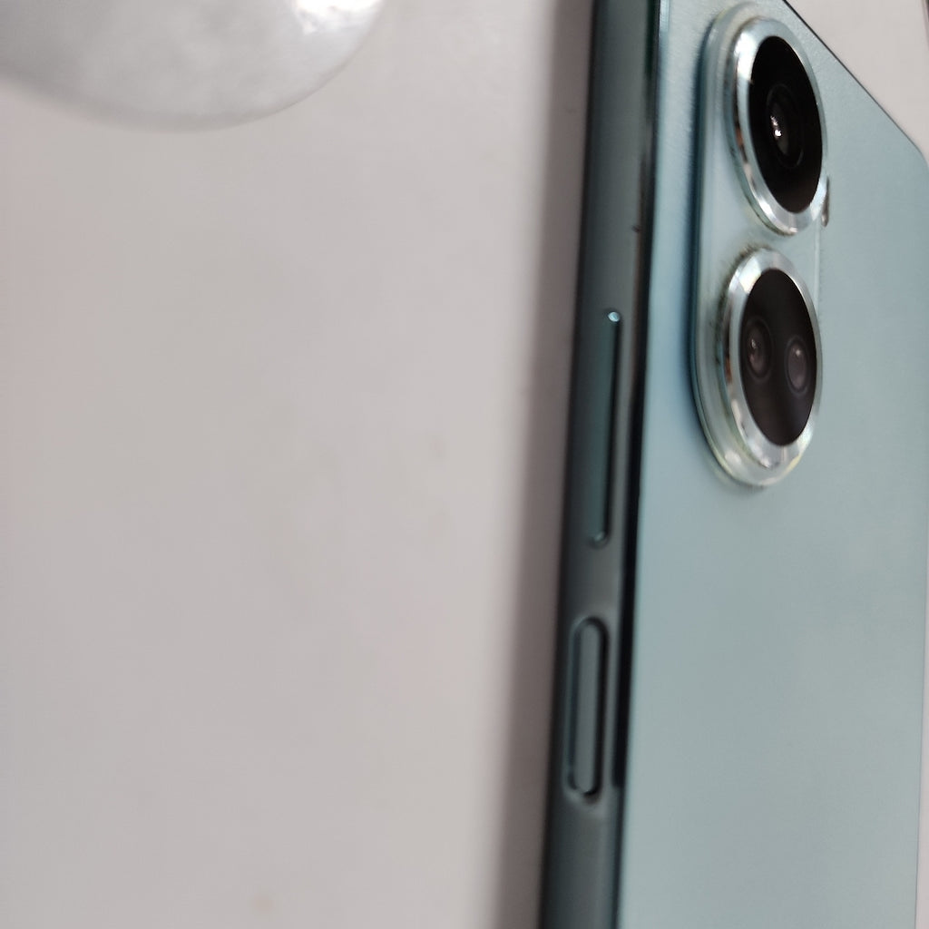 CELULAR HUAWEI NOVA 12SE  BNE-LX3 256 GB 8 GB RAM (SEMINUEVO)