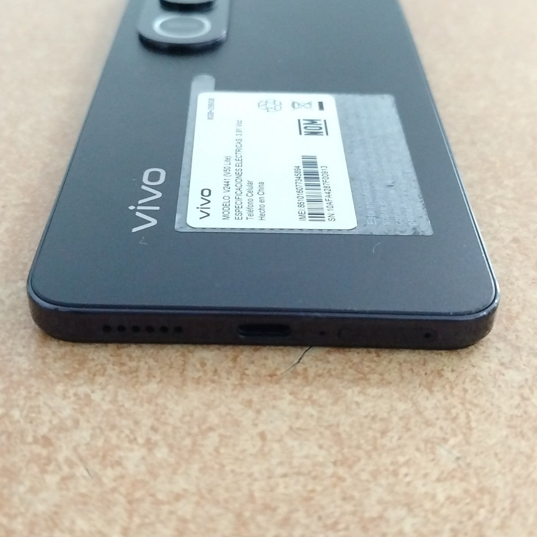 CELULAR VIVO V50 LITE V2441 (2025) 256 GB 8 GB RAM (SEMINUEVO)