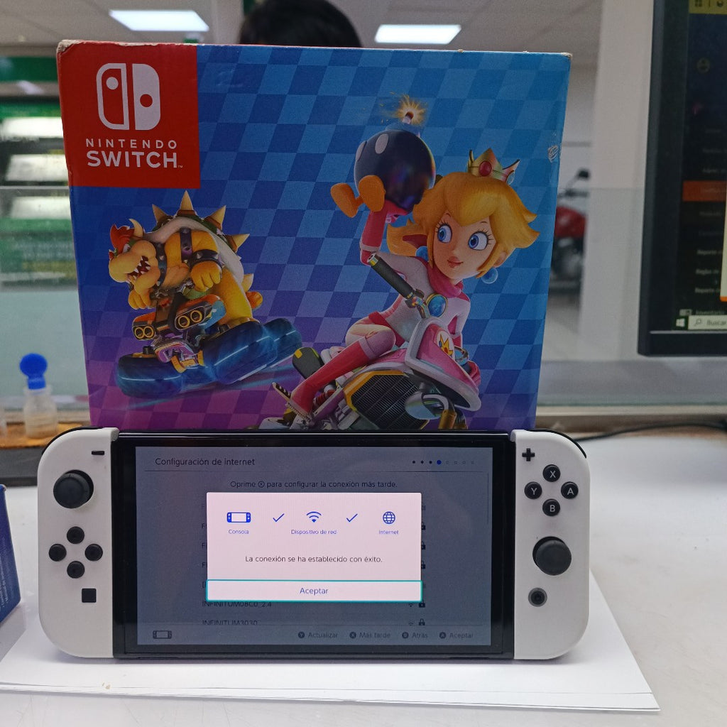 CONSOLA DE VIDEOJUEGO NINTENDO SWITCH OLED 64 GB (SEMINUEVO)