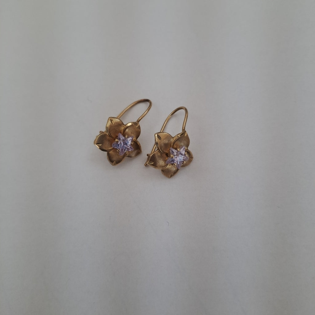 ARRACADAS PAR ORO 10 K 1.7 GRMS (SEMINUEVO)